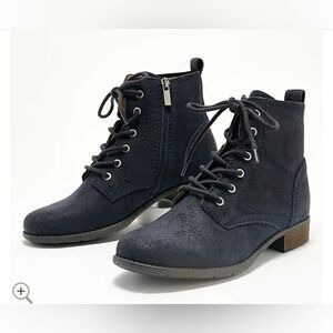 Earth Janel-QV Black‎ Size 8 NWT IN BOX